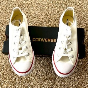 Brand New CONVERSE ALL STARS ⭐️ SIZE 3 (kids) WHITE!! **SALE**